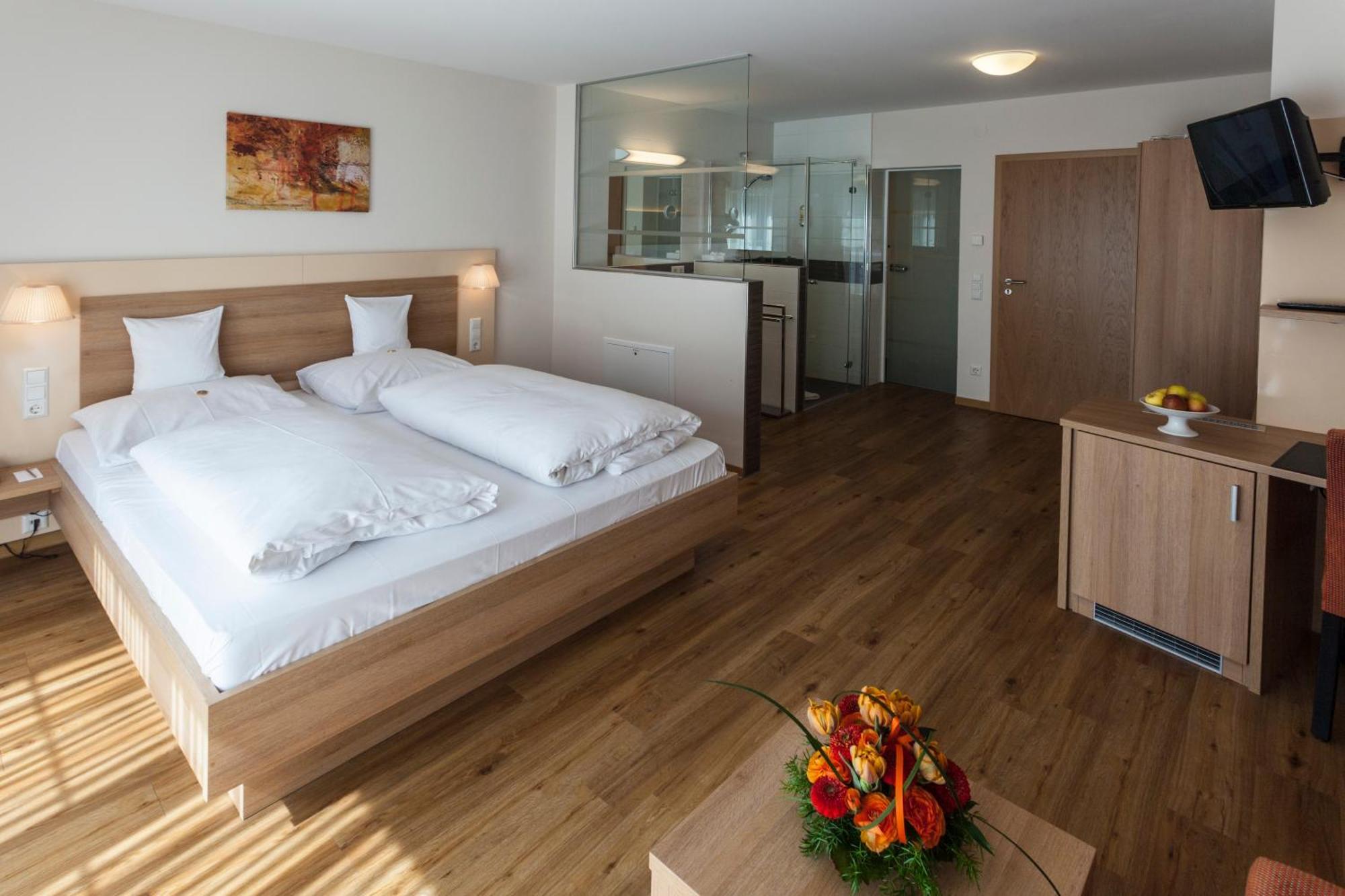 Die Krone Am Fluss - Landhotel Sindringen Exterior photo