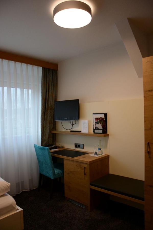 Die Krone Am Fluss - Landhotel Sindringen Exterior photo